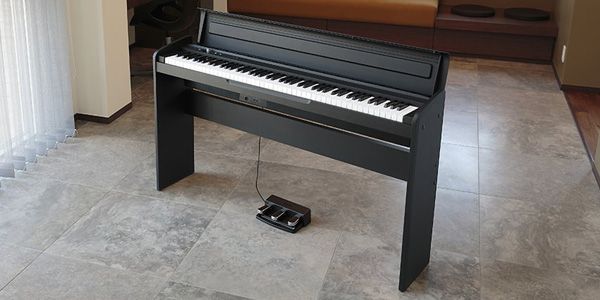 LP180BKデジタルピアノ、88鍵、スタンド一体型、ブラック、piano、据