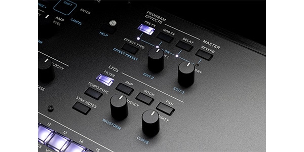WAVESTATESE ウェーブ・シーケンシング・シンセサイザー、 61 鍵