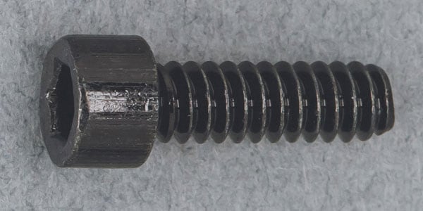 5C008400 バンパー取付六角ネジ