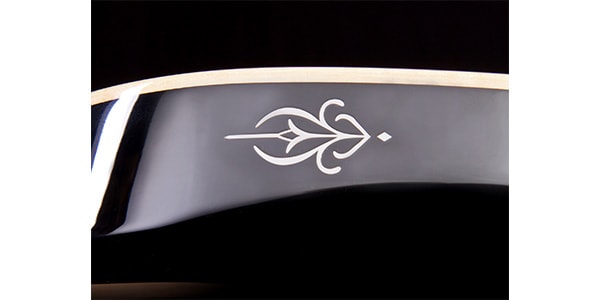 Michael Kelly Guitars / Custom Collection 1965 Striped Ebony画像4