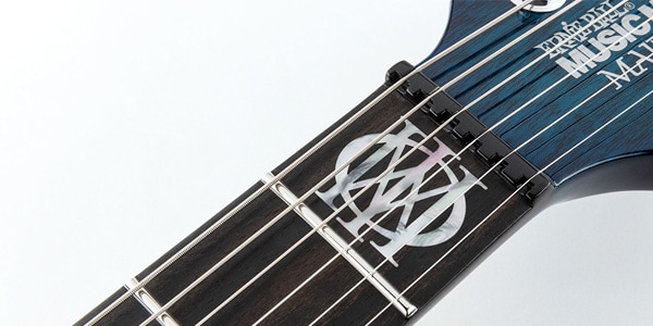 MUSICMAN / Majesty Blue Honu Ebony画像13