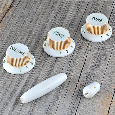 MONTREUX/55 Strat Knob set relic [9542]