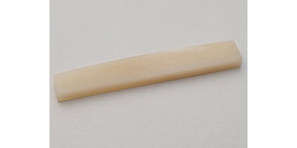 MONTREUX / Camel Bone Nut 43 x 3.2 x 6.5 R [9696]
