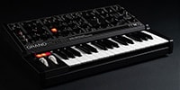 MOOG GRANDMOTHER DARK