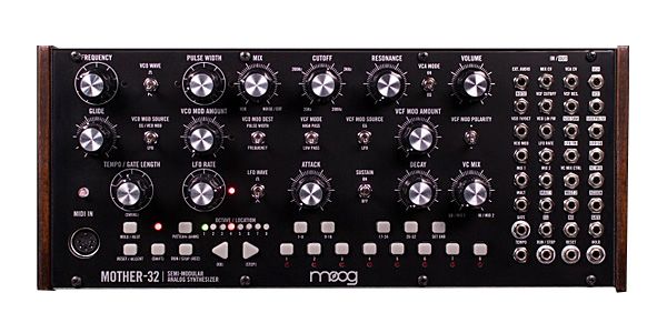 moog mother32