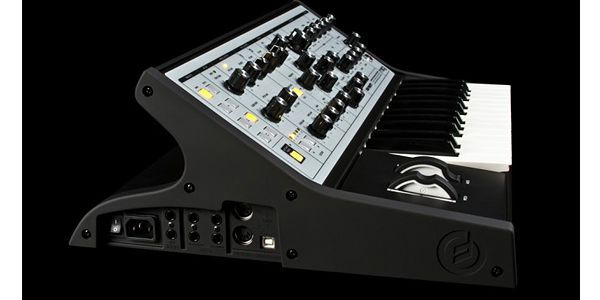 SUB PHATTY アナログシンセ