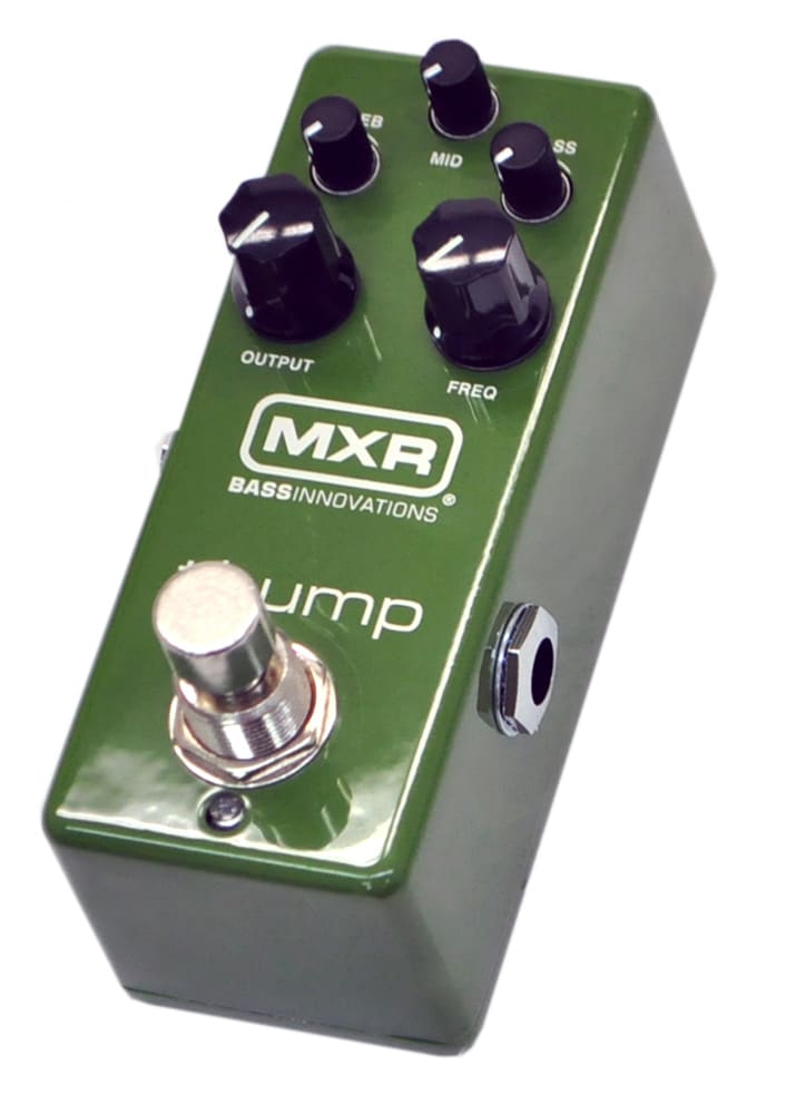 MXR/M281 THUMP BASS PREAMP