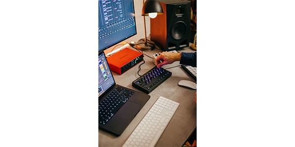 NOVATION ( ノベーション )  / Launch Control 3 MIDIコントローラー画像8