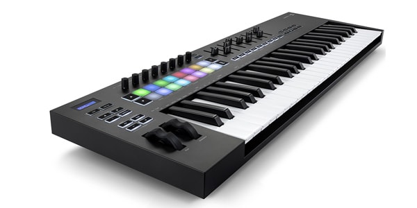 NOVATION ( ノベーション ) Launchkey 49 MK3 MIDIキーボード 送料無料