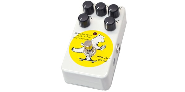 SKATEBOARDING BEAR METAL DIST