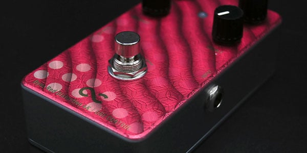 One Control / Dyna Red Distortion 4K画像9