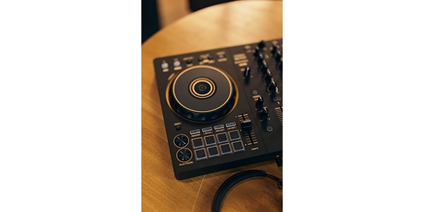 Pioneer DJ ( パイオニア )  / DDJ-FLX4-N rekordbox＆Serato DJ対応2chPCDJコントローラー画像4