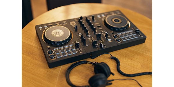 Pioneer DJ ( パイオニア )  / DDJ-FLX4-N rekordbox＆Serato DJ対応2chPCDJコントローラー画像6