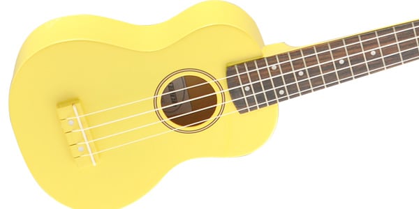 上等な PLAYTECH プレイテック PUK100C Yellow ソプラノウクレレ