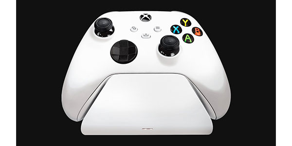 Razer / Universal Quick Charging Stand for Xbox (Robot White)