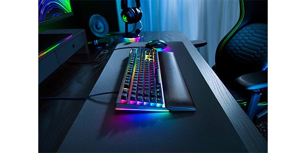 Razer / BlackWidow V4 Green Switch　RZ03-04690100-R3M1画像4