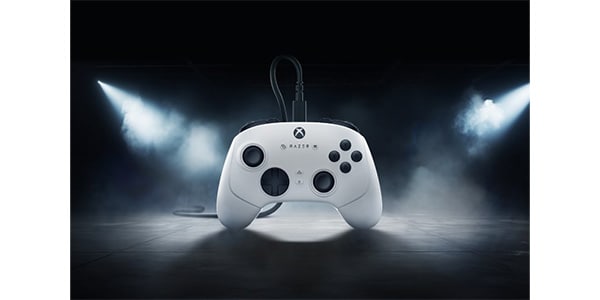 Razer ( レイザー )  / Wolverine V3 Tournament Edition (White Edition)画像6