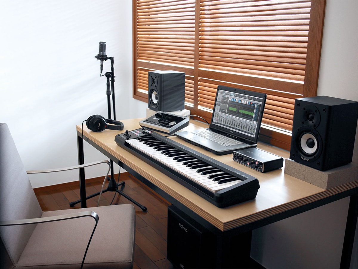 ROLAND ( ローランド ) A-49-BK MIDIキーボードコントローラー 送料 