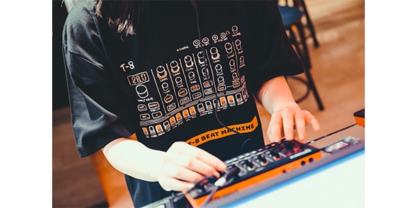 ROLAND / T-8 T-Shirts DesignB M画像5