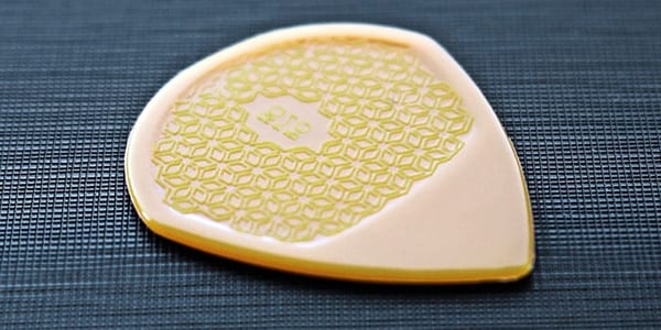 ROMBO / Mosaic Pick h-yellow - 0.65mm