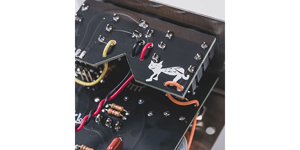 RoShi Pedals Blacklonギターエフェクター 検証】どっちがいい音？Roshi Pedals Blacklonと歪み