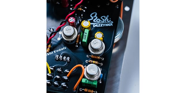 ギター RoShi Pedals / DEZZYNER result Fuzz DEZZYNER result – RoShi Pedals