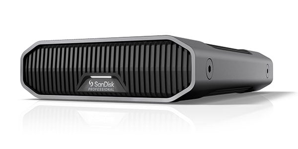 SanDisk Professional / SDPHF1A-026T-SBAAD