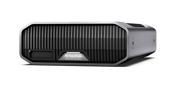 SanDisk Professional / SDPHG1H-026T-SBAAD