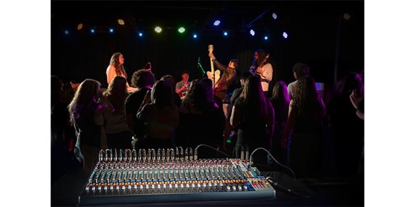 Soundcraft / Signature Plus32　アナログミキサー画像7