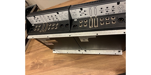 SSL (Solid State Logic) / SiX 2台連結Rack Mount Kit画像2