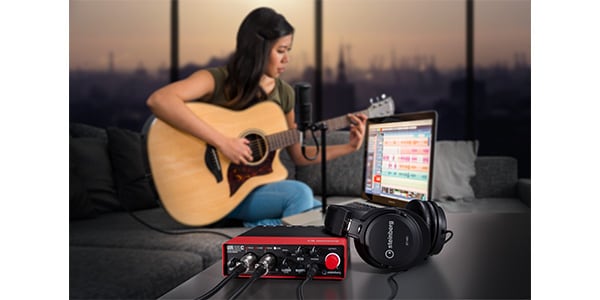 STEINBERG ( スタインバーグ ) UR22C レッドモデル Recording