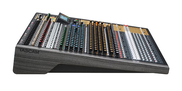 TASCAM ( タスカム )  / Model 2400　レコーディングミキサー画像3