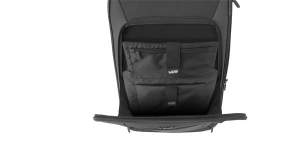UDG / U8015BL DJ controller case with casters画像4