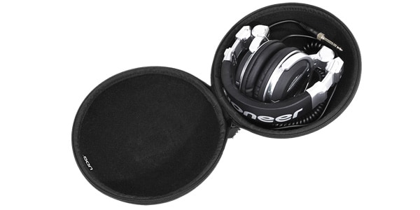 UDG / U8201BL ヘッドフォンハードケース Small Black画像2