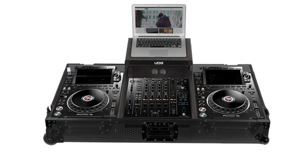 UDG / U91086BL Ultimate フライトケース (CDJ-3000/DJM-A9対応)