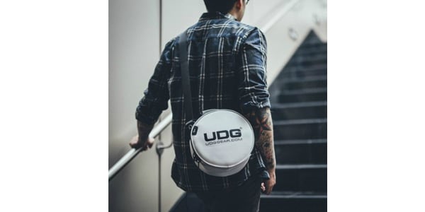 UDG ( ユーディージー )  / U9950BL Ultimate ヘッドフォン バッグ ブラック画像7