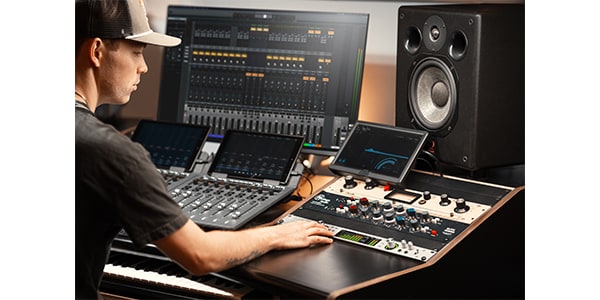 UNIVERSAL AUDIO / Apollo x8 | Gen 2 Essentials+ Edition画像6
