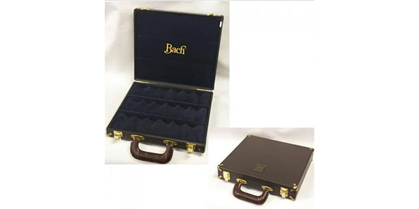 Bach トランペット　マウスピースケース バック ： トランペットマウスピースケース 24本収納 - オンライン