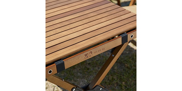 WAQ / FOLDING WOOD TABLE