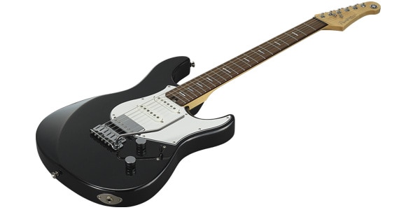 YAMAHA ( ヤマハ ) Pacifica Professional BLACK METALLIC 送料