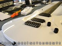 ARISTIDESより7弦モデル「070」の製作現場の画像が届きました！