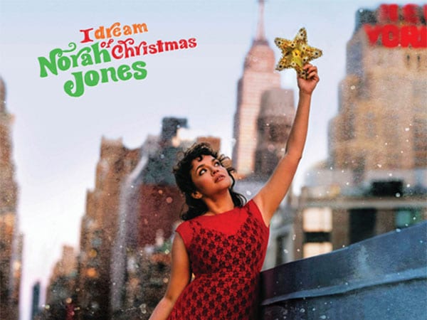 ノラ・ジョーンズ、キャリア初となるクリスマス・アルバムリリース！