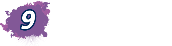 著名アーティストのサイン会に長蛇の列