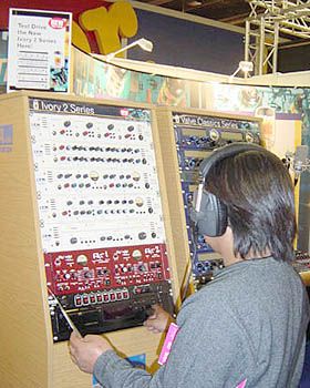 TLAUDIOのブース