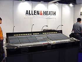 ALLEN&HEATHのブース